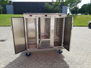 Wilno Rustfri ApS - Madtransportvogn 3 dørs med både køl og varme